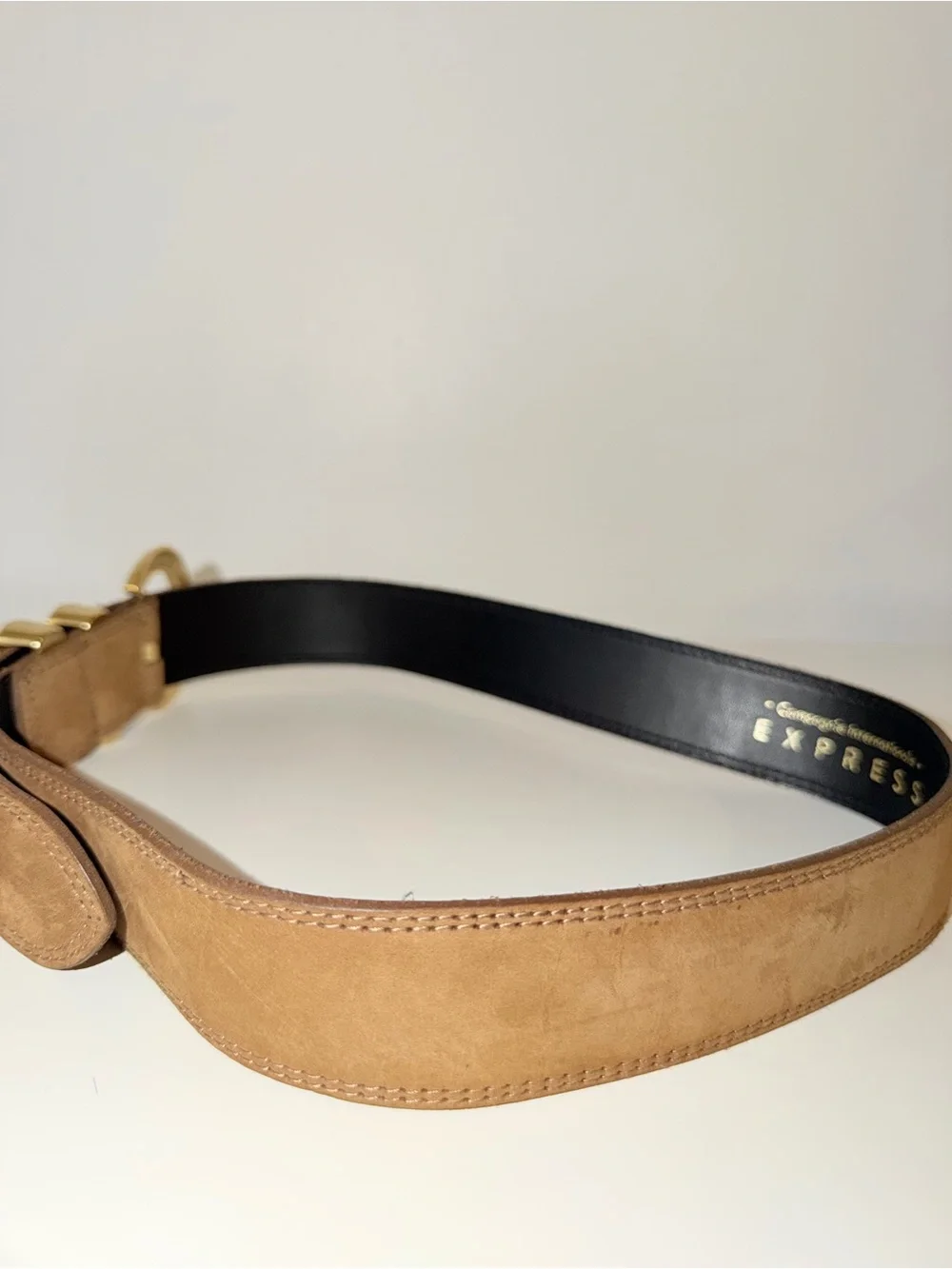 Vtg Express Tan Genuine Leather Suede Waist Belt With Hammered Gold Buckle, Sz L